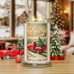 Christmas Tree Farm - Kringle Candle - duża świeca z dwoma knotami (624g) - 4