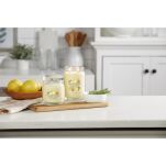 Iced Berry Lemonade - Yankee Candle Signature - duża świeca z dwoma knotami - 2