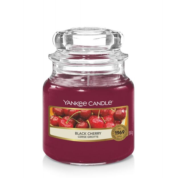 Black Cherry Yankee Candle - mała świeca zapachowa