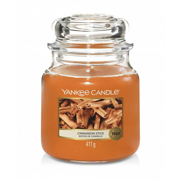 Cinnamon Stick Yankee Candle - średnia świeca zapachowa